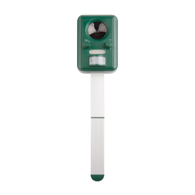 Garden King Multi Plus elektronikus napelemes állatriasztó AN-B030
