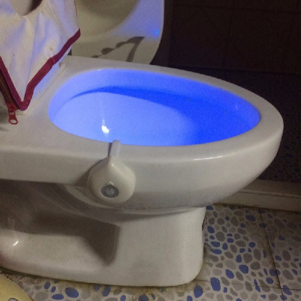 Platinium LED világítás WC-re mozgásérzékelővel